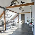 דירה Designer Loft *